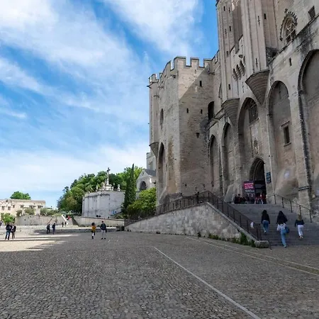 De Charme En Plein Coeur D'avignon Apartment